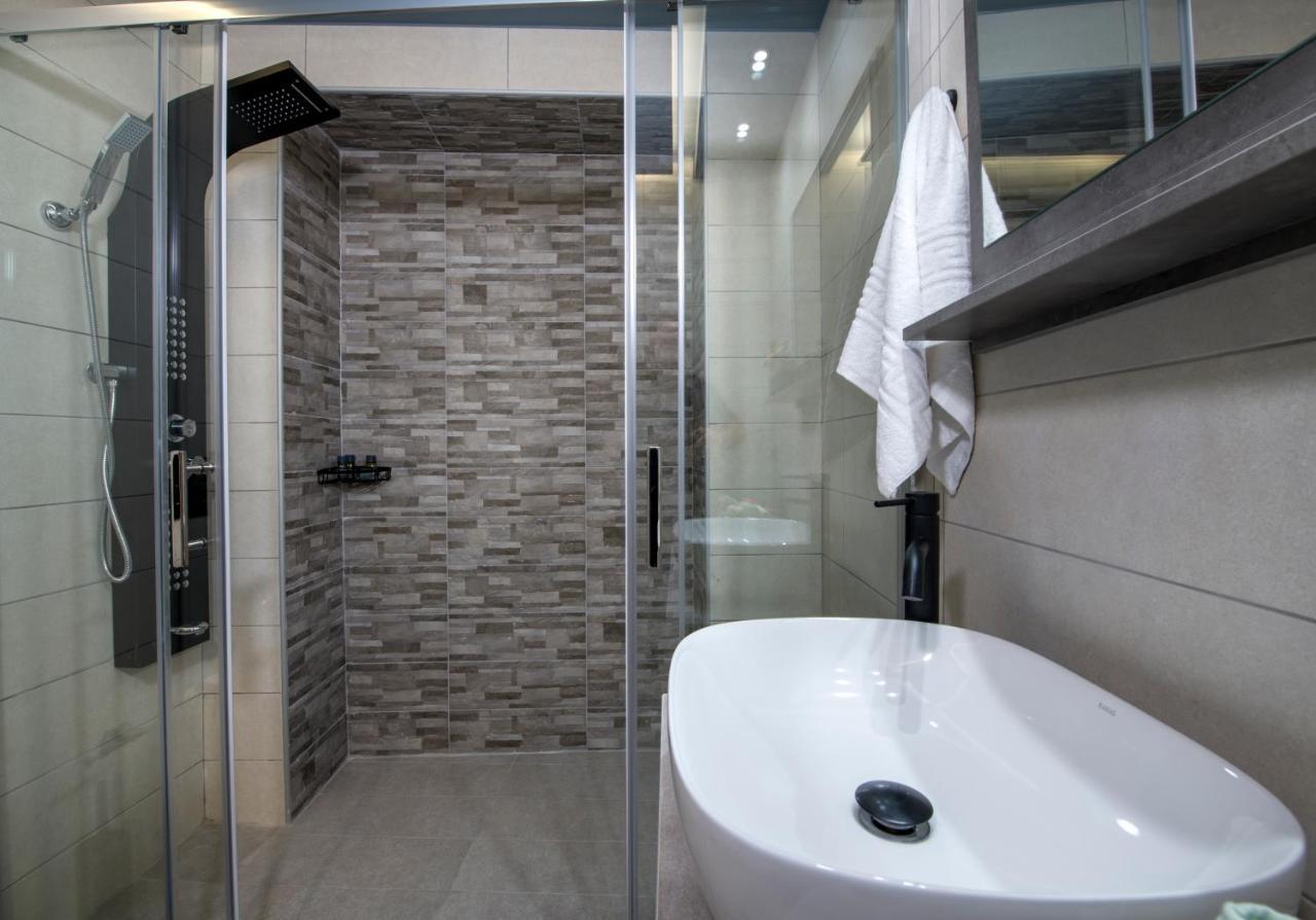Rena'S Luxury Apartment With Free Private Parking Chania  Zewnętrze zdjęcie